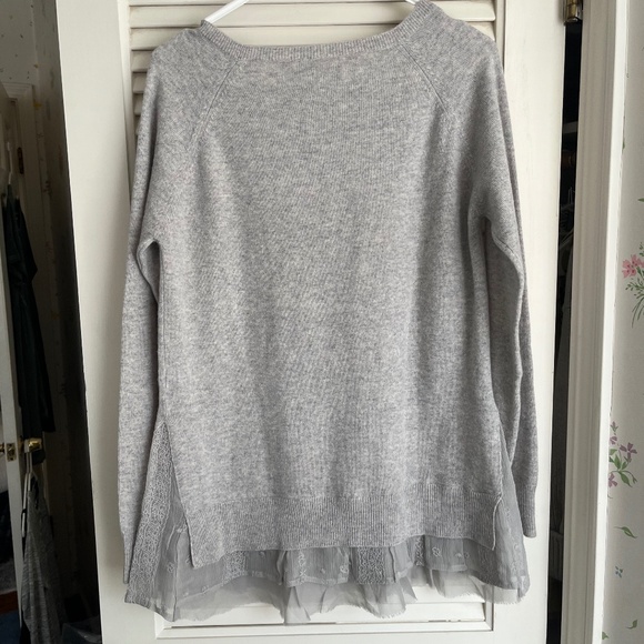 Garnet Hill Gray Cashmere Sweater with Chiffon and Lace Hem Size M - Picture 2 of 8